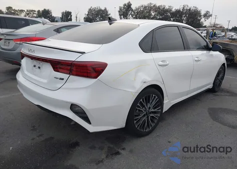 2022 Kia Forte Gt-Line z USA, uszkodzony, nr VIN 3KPF54AD3NE487214